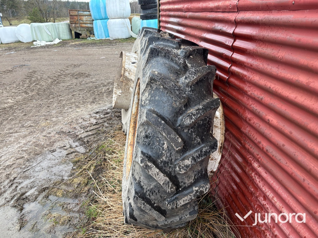 Dubbelmontage - Michelin 16.9R28
