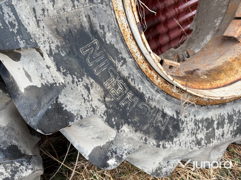 Dubbelmontage - Michelin 16.9R28