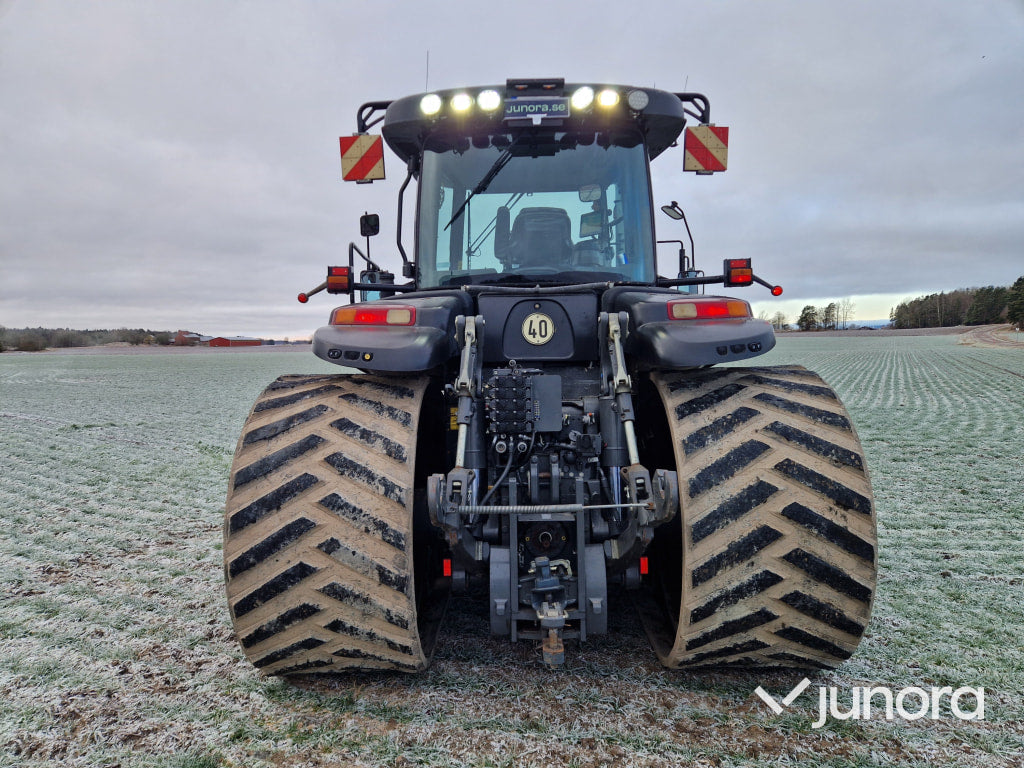 Traktor - Challenger, MT775E