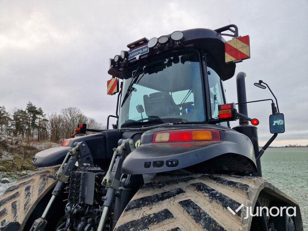 Traktor - Challenger, MT775E