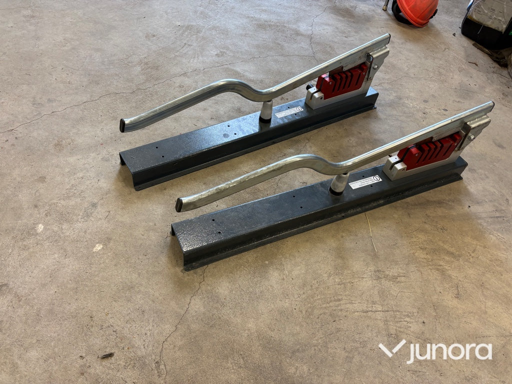 Regelskärmaskiner CMC Stud Cutter Omni 2 st