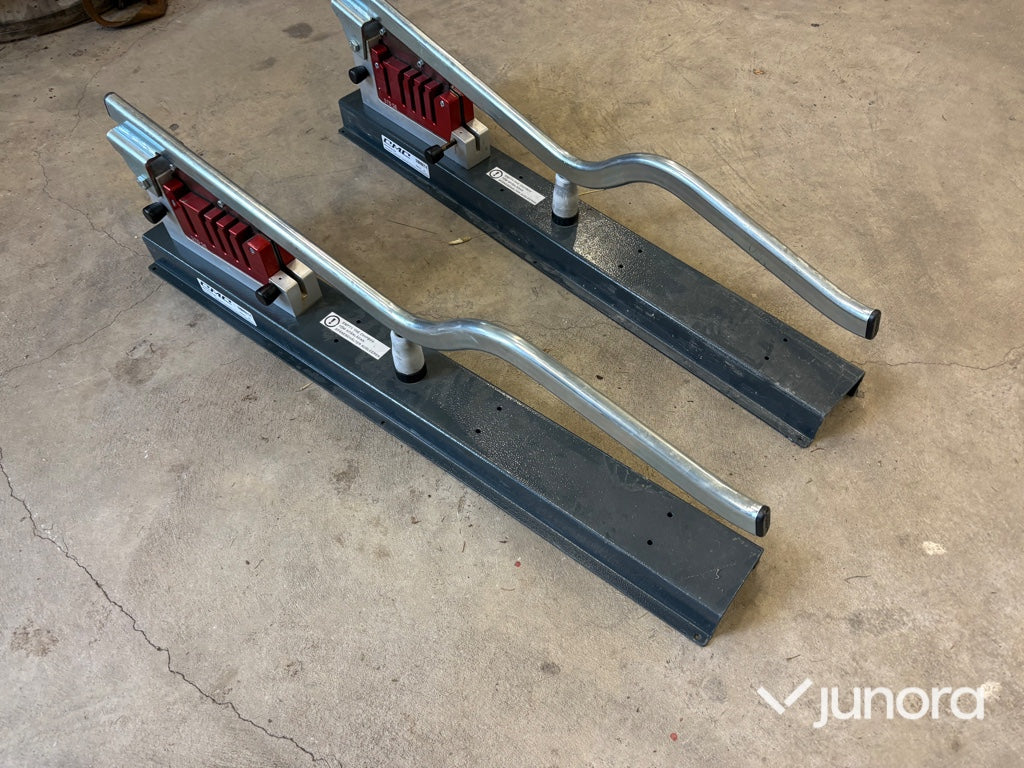 Regelskärmaskiner CMC Stud Cutter Omni 2 st