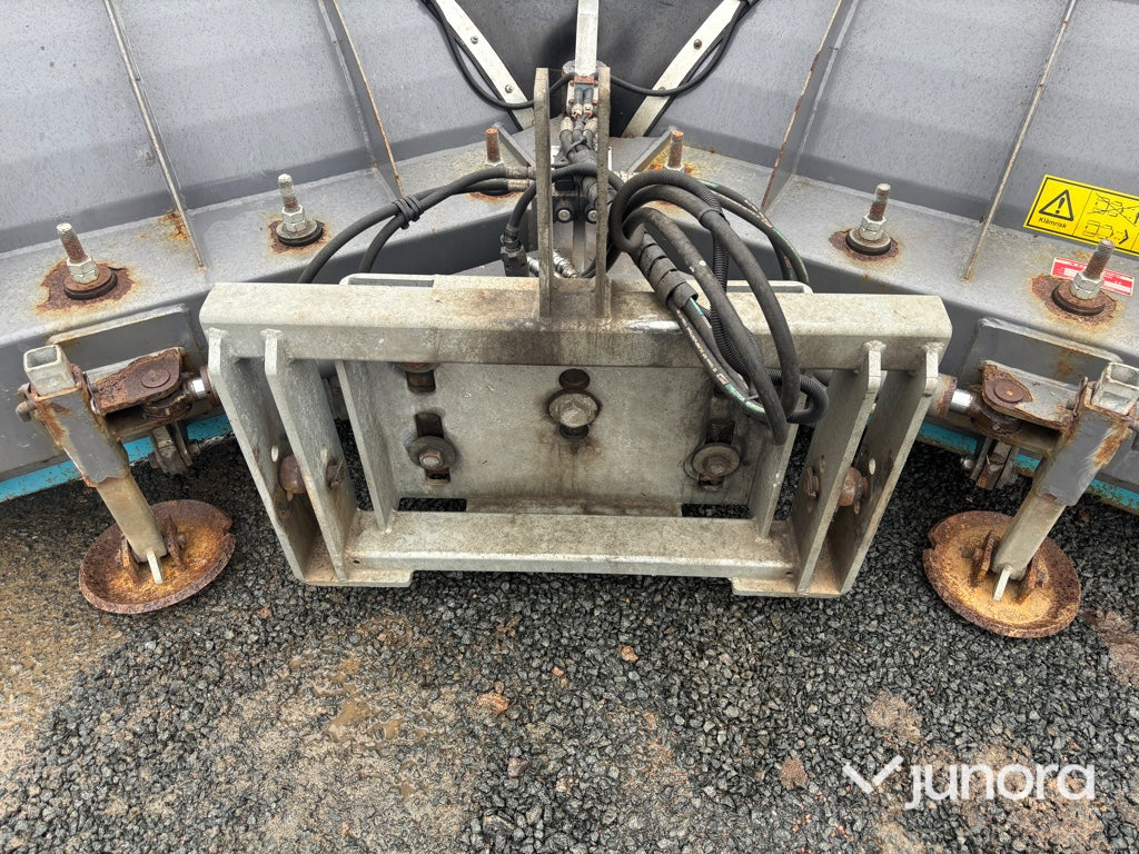 Vikplog - Holms V320