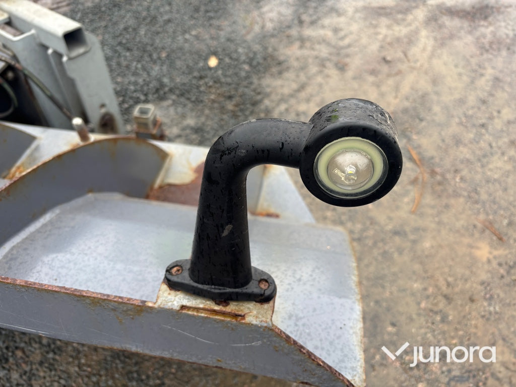 Vikplog - Holms V320