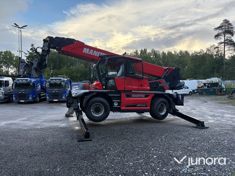 Teleskoplastare Manitou MRT 2570 inkl. tillbehör