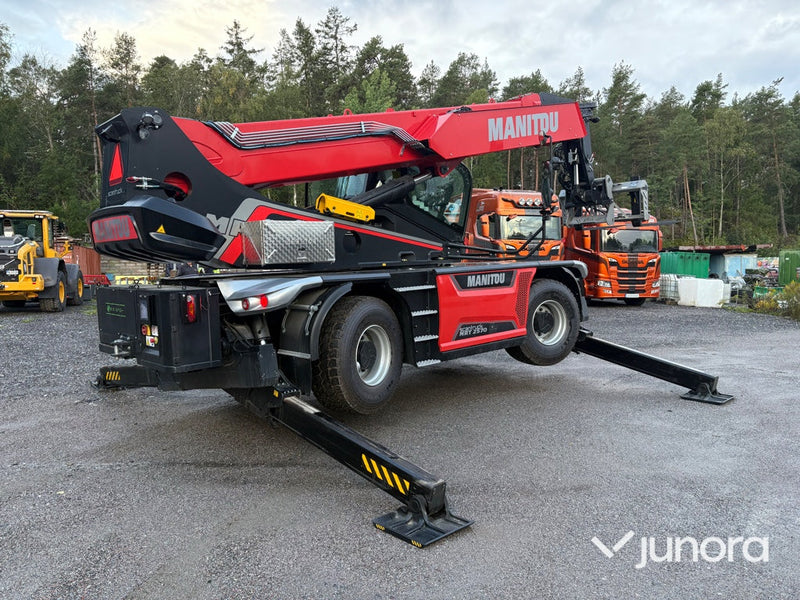 Teleskoplastare Manitou MRT 2570 inkl. tillbehör