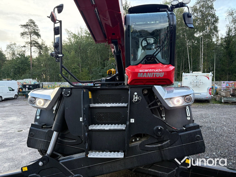Teleskoplastare Manitou MRT 2570 inkl. tillbehör