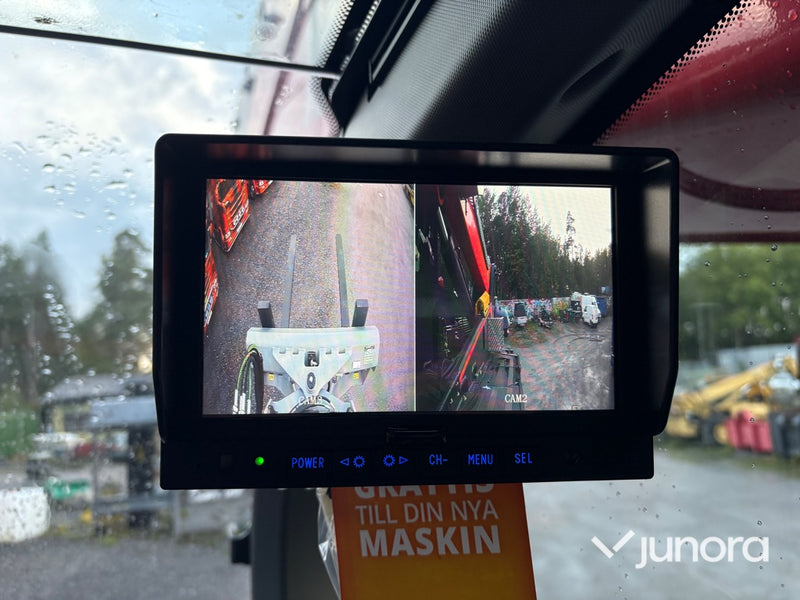 Teleskoplastare Manitou MRT 2570 inkl. tillbehör