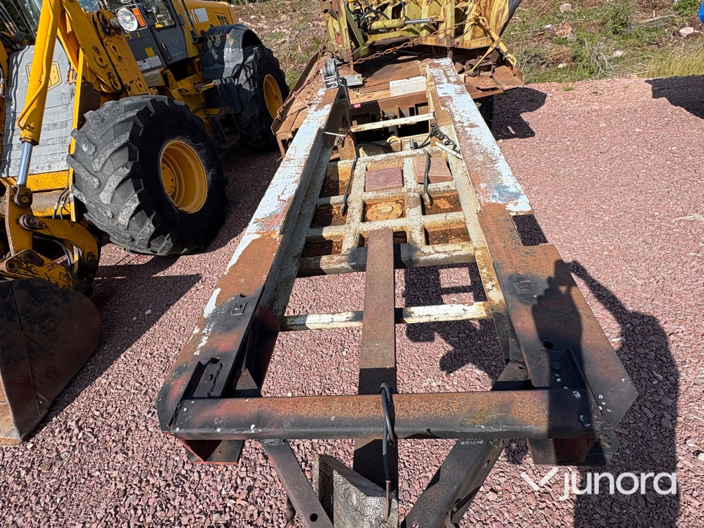 Maskintrailer JOST B 0403