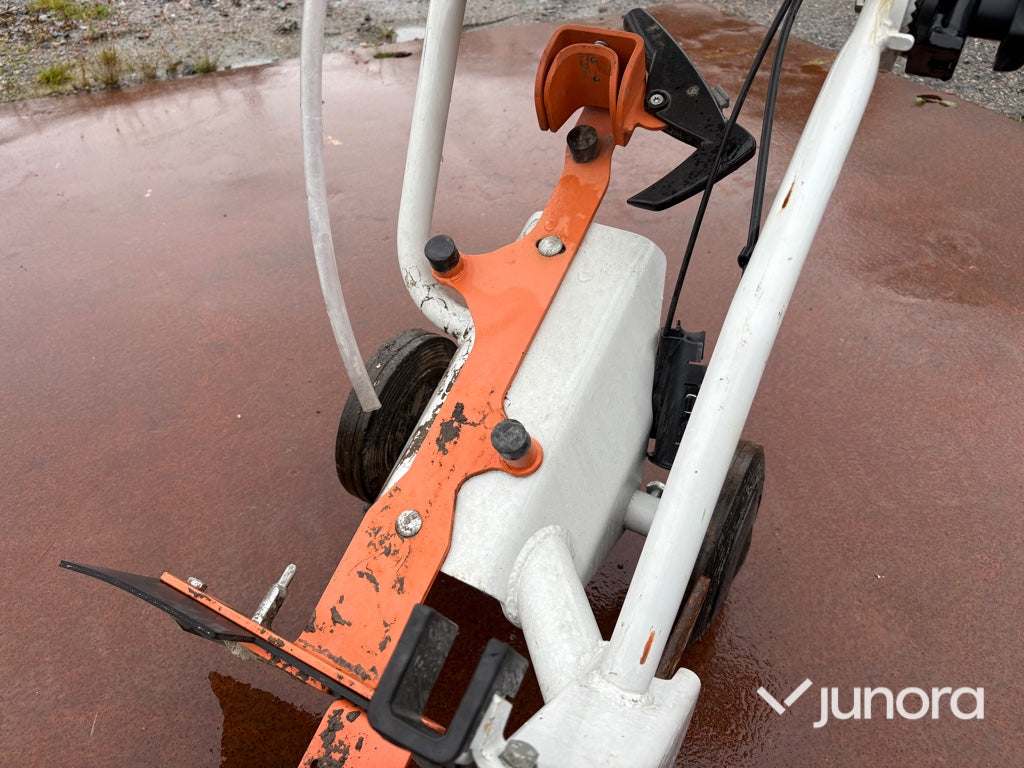 Kapvagn - Stihl, FW20