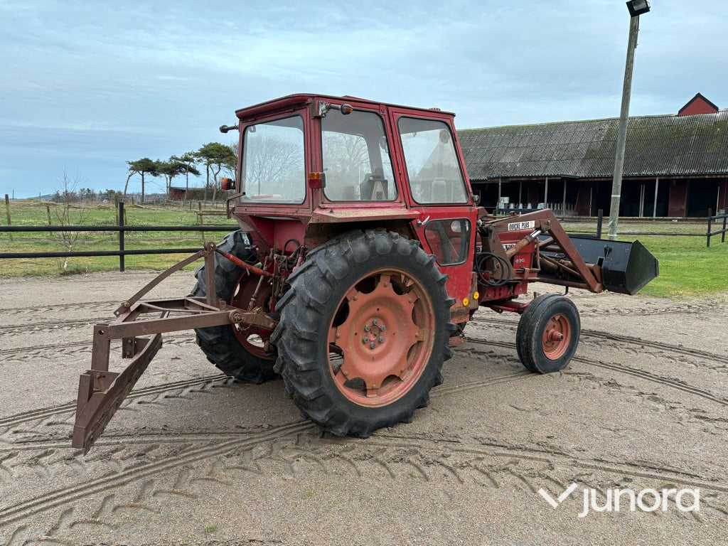 Traktor + Frontlastare - Volvo, BM T 430 K