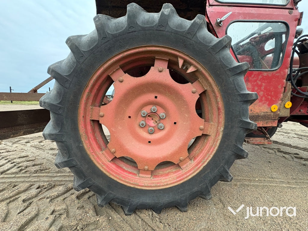 Traktor + Frontlastare - Volvo, BM T 430 K