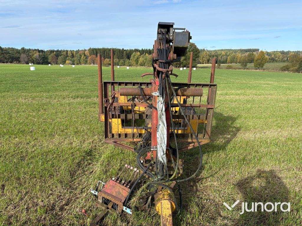 Skogsvagn med Kranab 2000 kran
