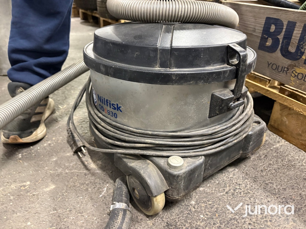 Dammsugare – 3 st (2× Festool, 1× Nilfisk)