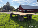 Balvagn med sidotipp