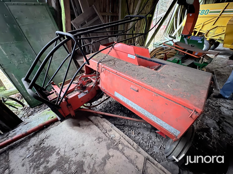 Hårdpress – Deutz-Fahr KHD 320