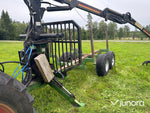 Volvo Bm 430 med farma skogsvagn