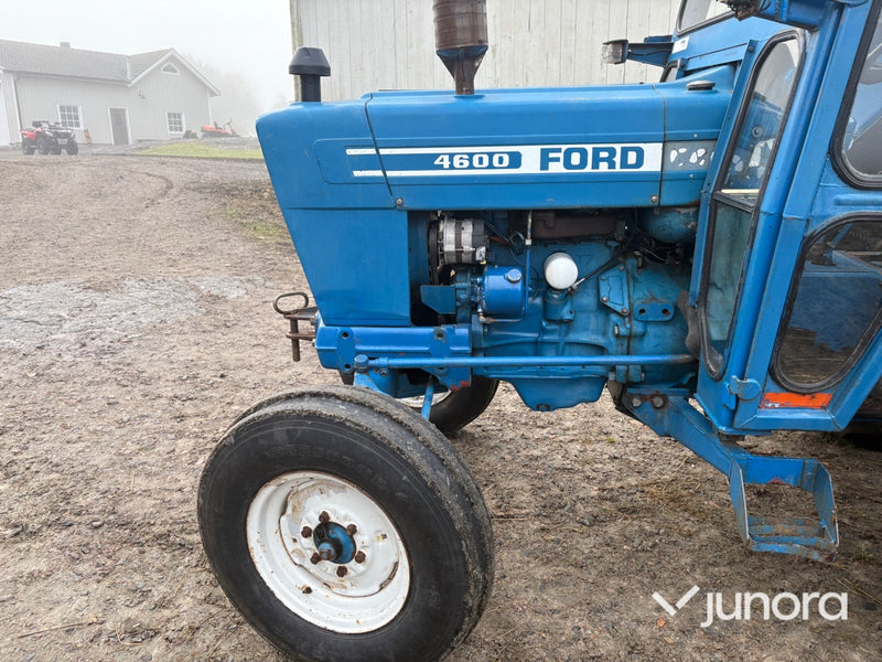 Traktor - Ford 4600 1976