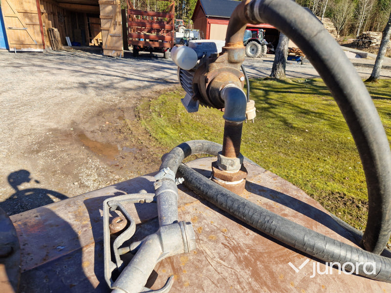 Diesel Tank - Med Invallning & Hus