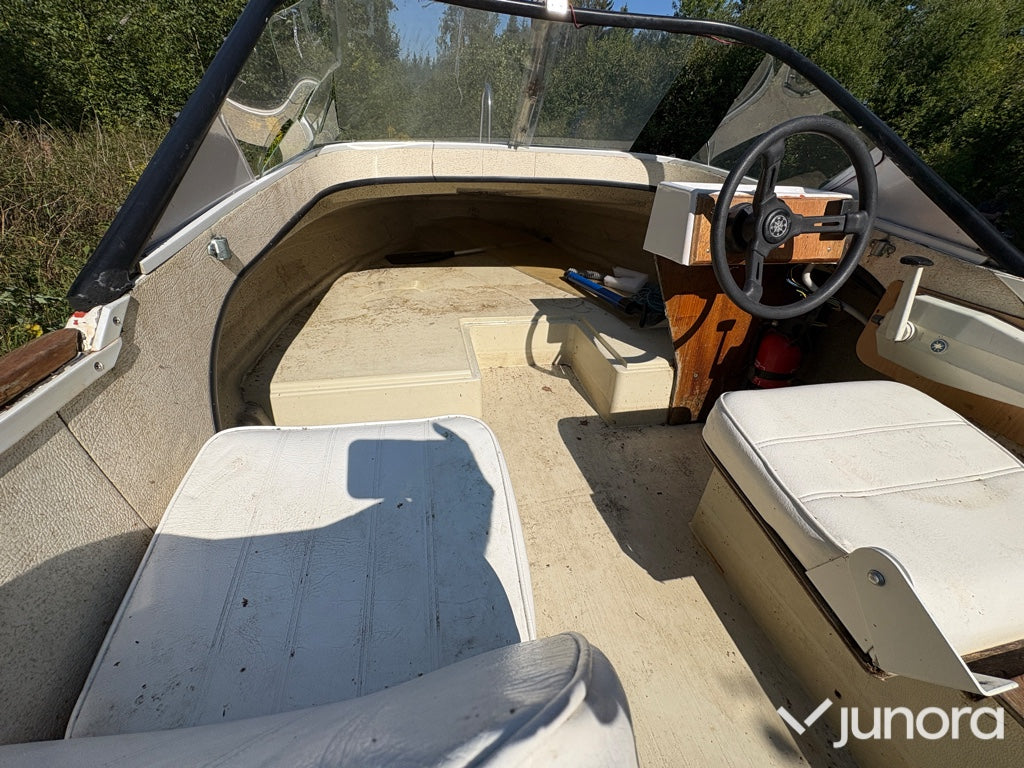 Flipper 450 med Yamaha 40 HK motor