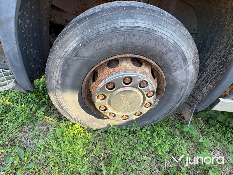 Scania liftdumper flak med container