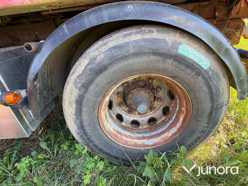 Scania liftdumper flak med container