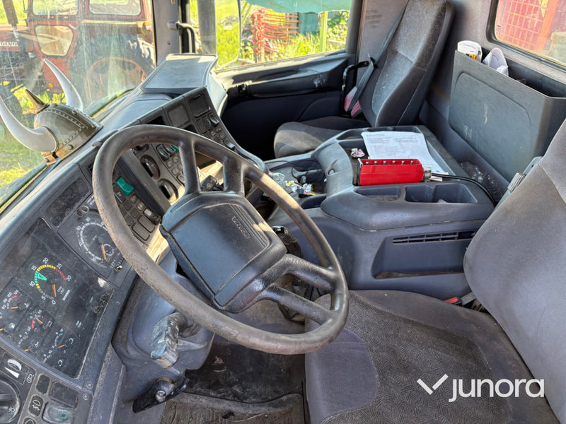 Scania liftdumper flak med container