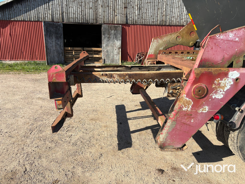 Scania liftdumper flak med container