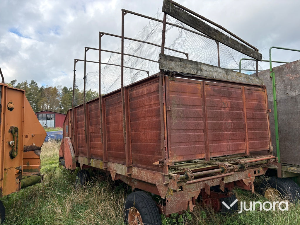Fodervagn - Avlastarvagn