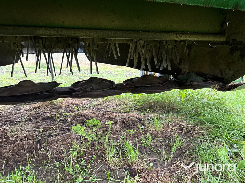 Slåtterkross - John Deere, 1320