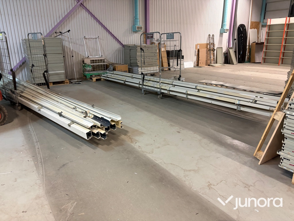 Hyllsystem med entresol – Lagerinredning 240 m²