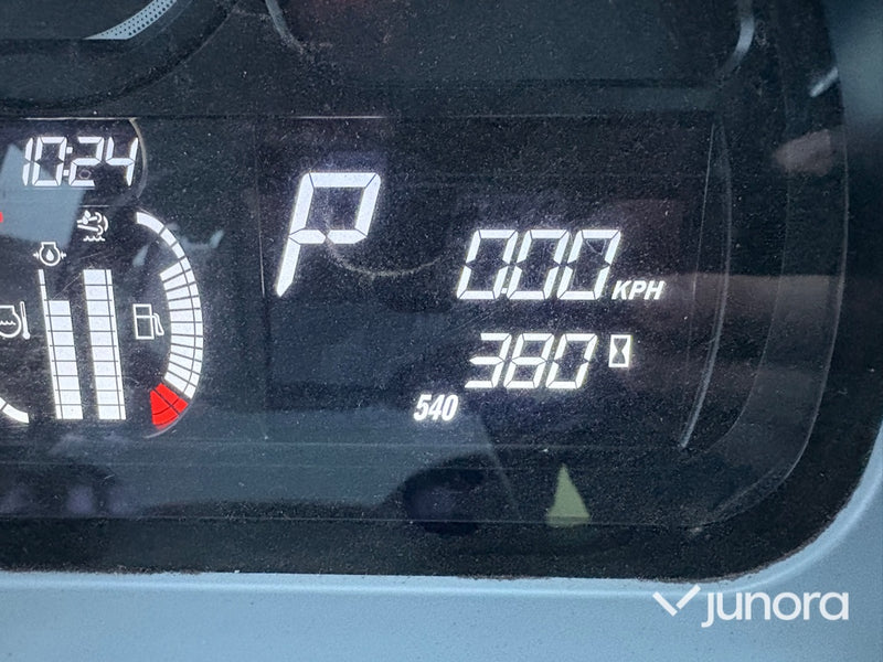 Traktor - Valtra A114