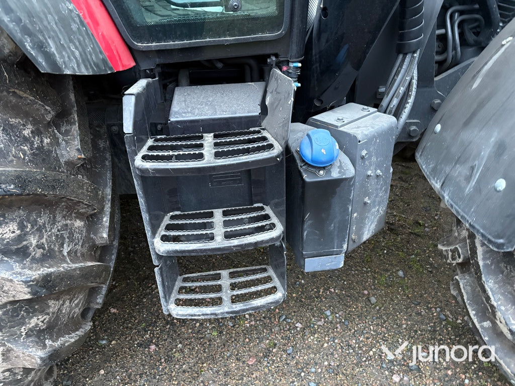 Traktor - Valtra A114