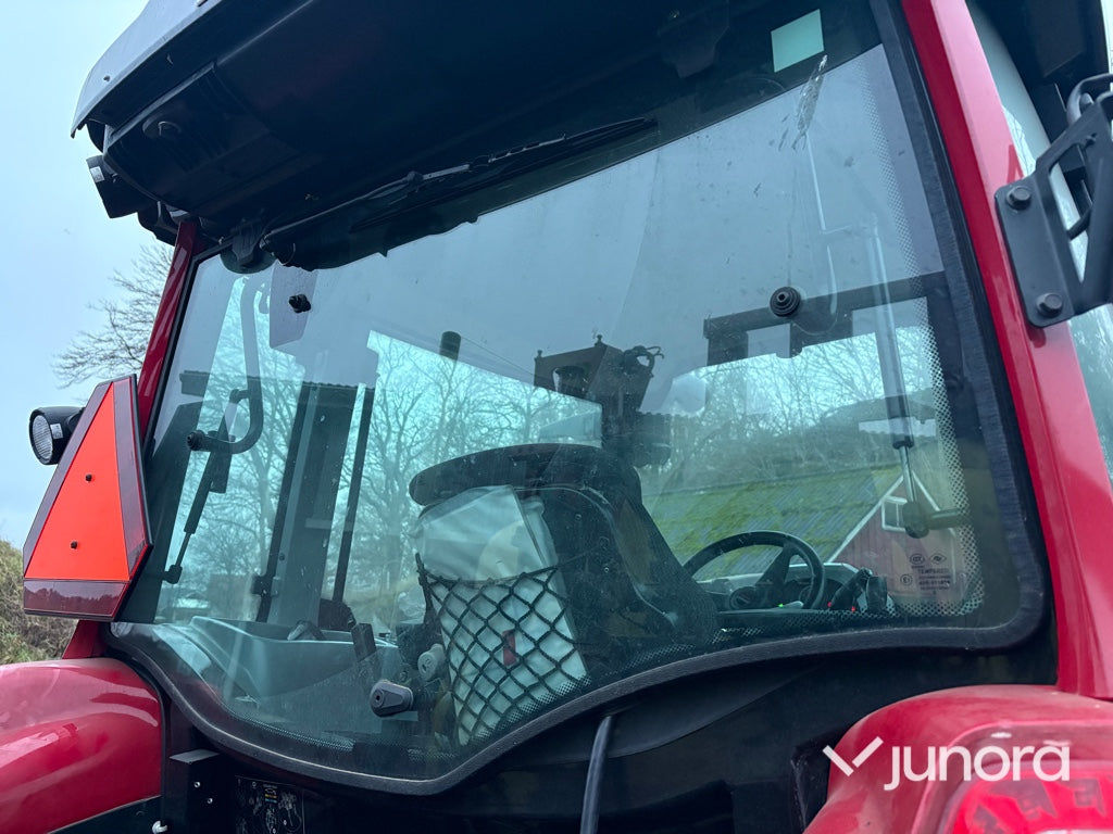 Traktor - Valtra A114