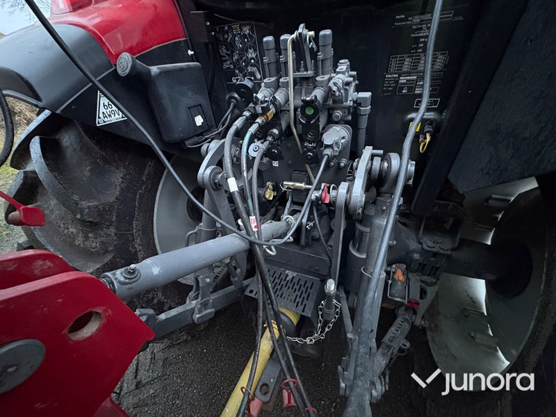 Traktor - Valtra A114