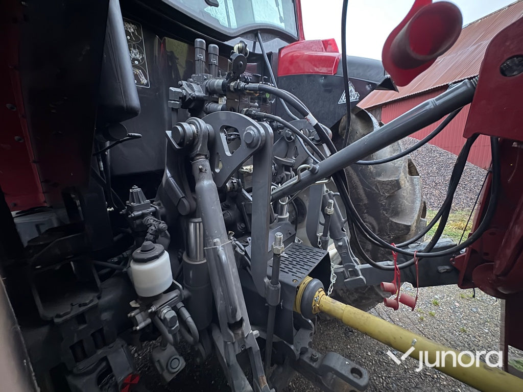 Traktor - Valtra A114