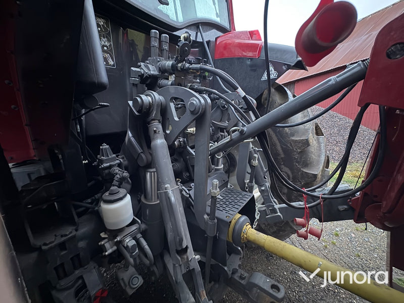 Traktor - Valtra A114