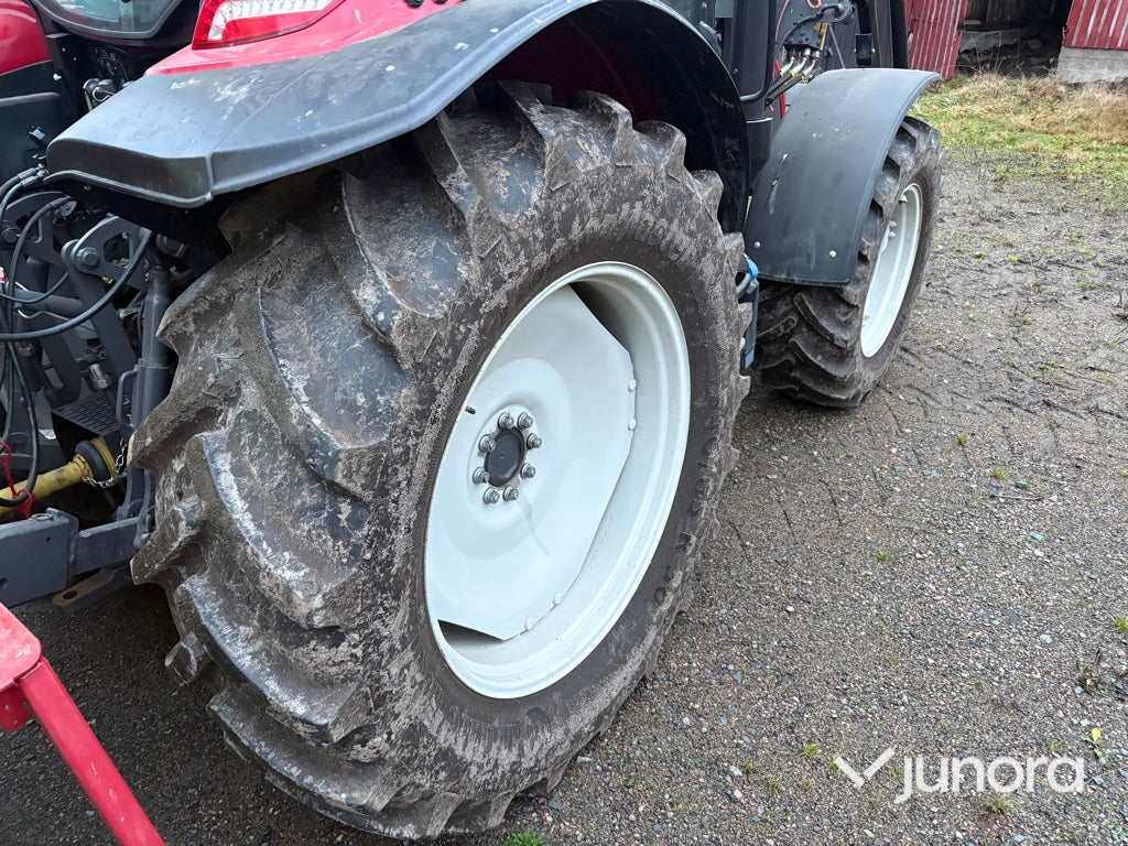 Traktor - Valtra A114