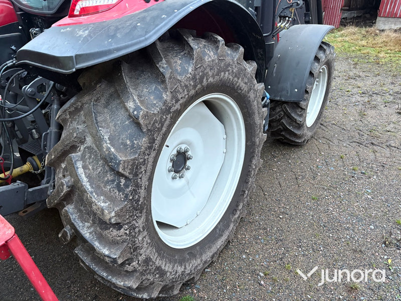 Traktor - Valtra A114