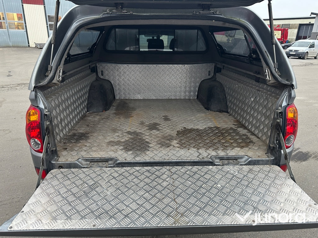 Lätt lastbil - Mitsubishi L200