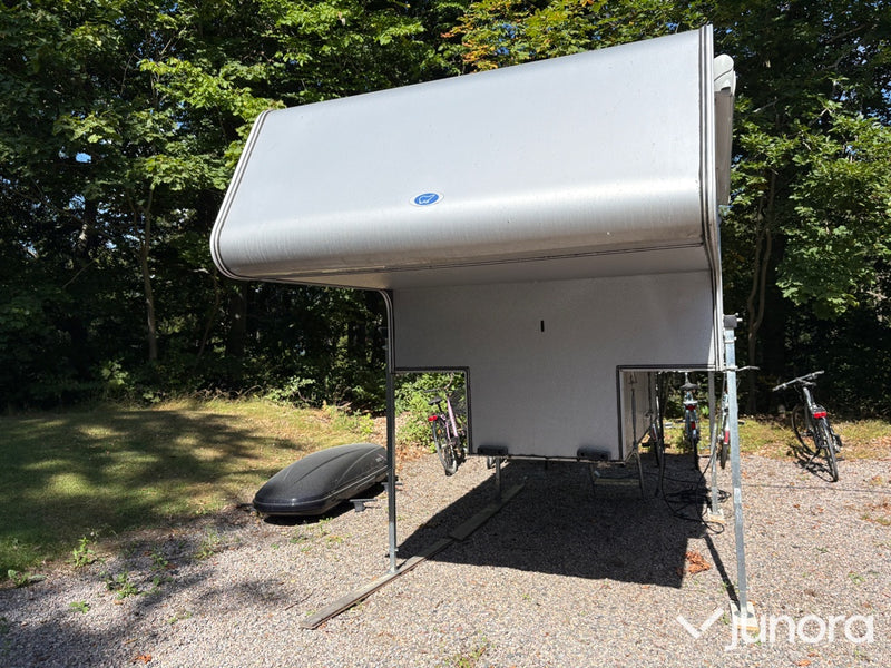 Polar Miki Camper