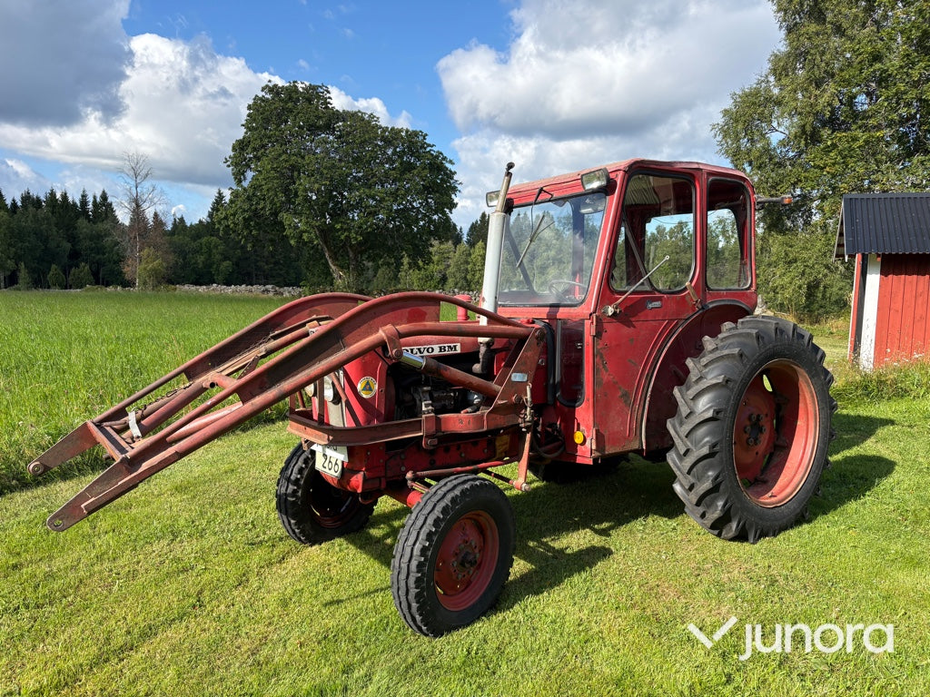 Traktor med frontlastare - Volvo BM, 400 Buster