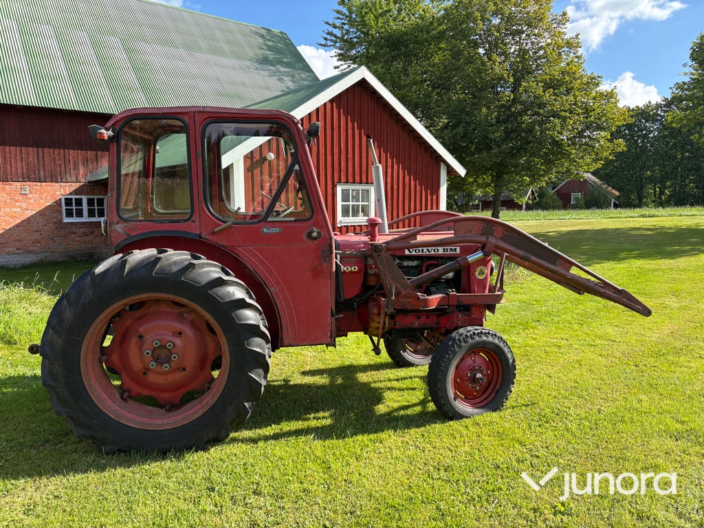 Traktor med frontlastare - Volvo BM, 400 Buster