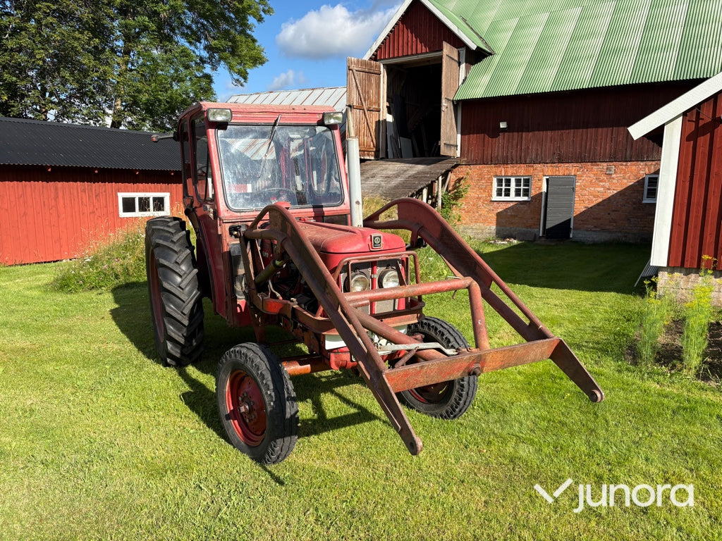 Traktor med frontlastare - Volvo BM, 400 Buster