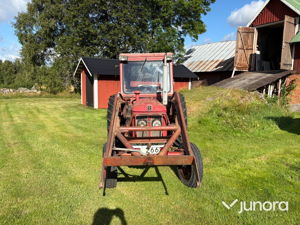 Traktor med frontlastare - Volvo BM, 400 Buster