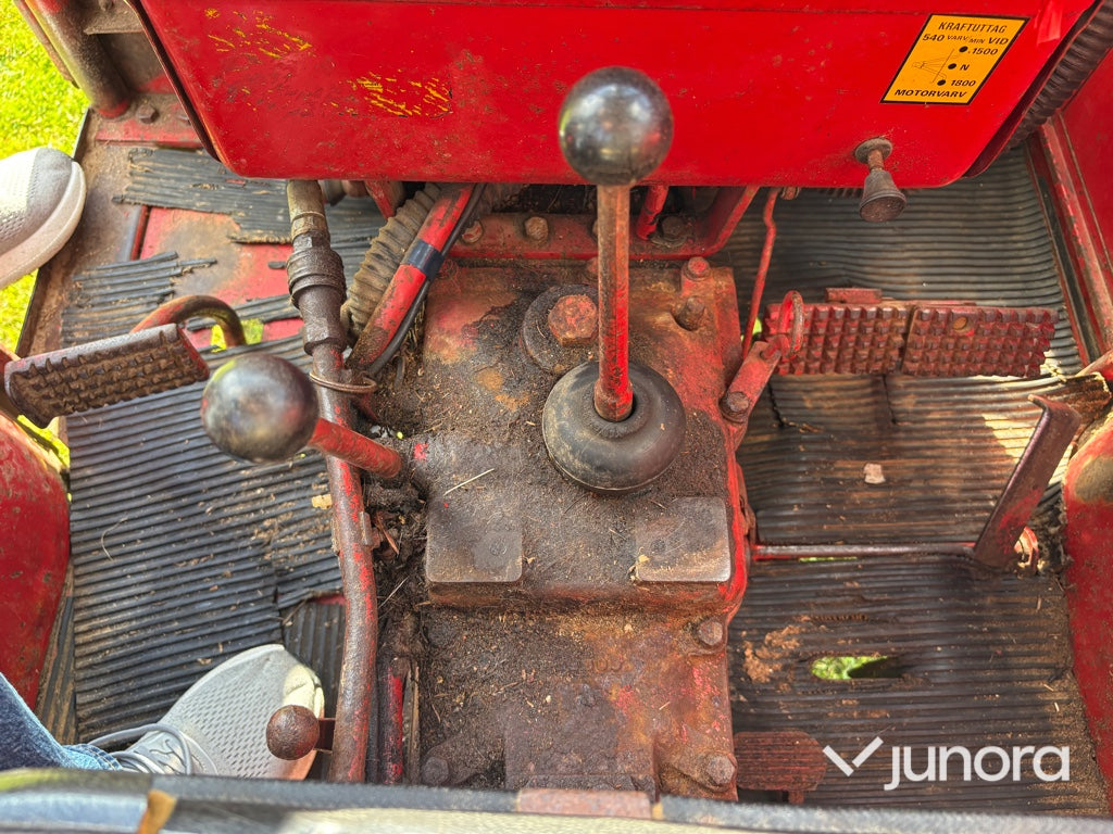 Traktor med frontlastare - Volvo BM, 400 Buster