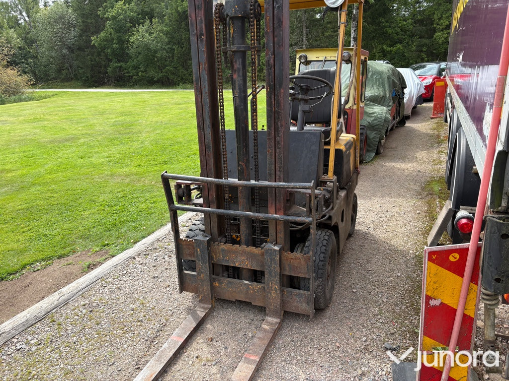 Truck Komatsu fg 10