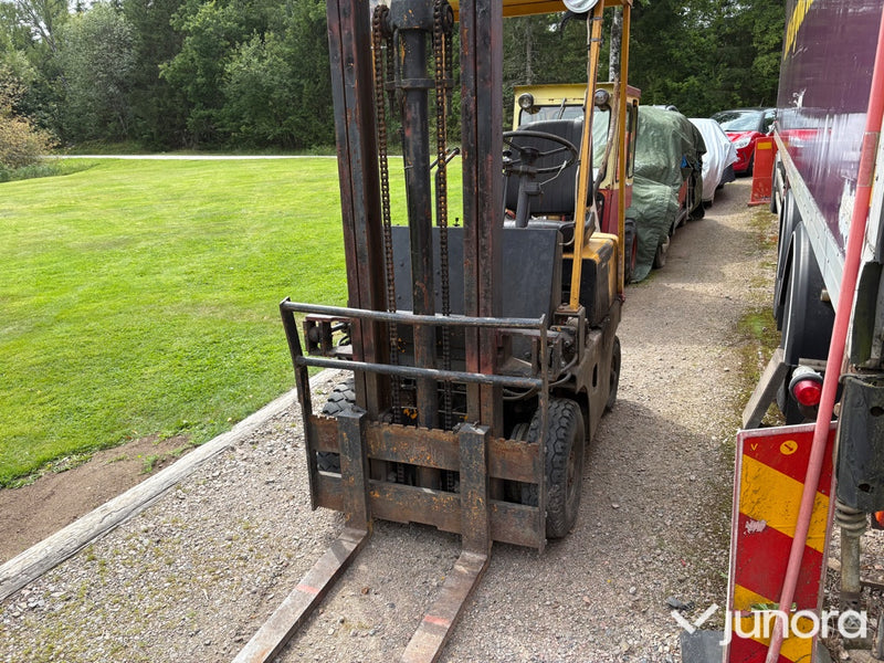 Truck Komatsu fg 10