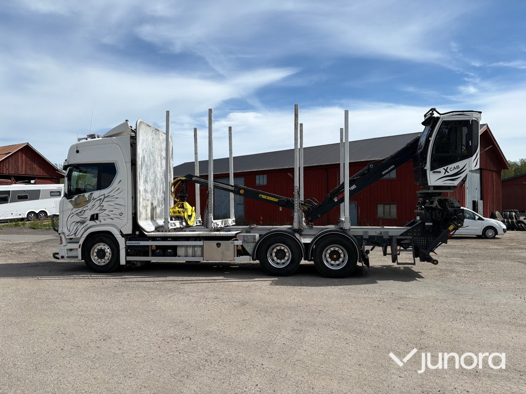 Timmerbil med kran - Scania, R660B6X4NB
