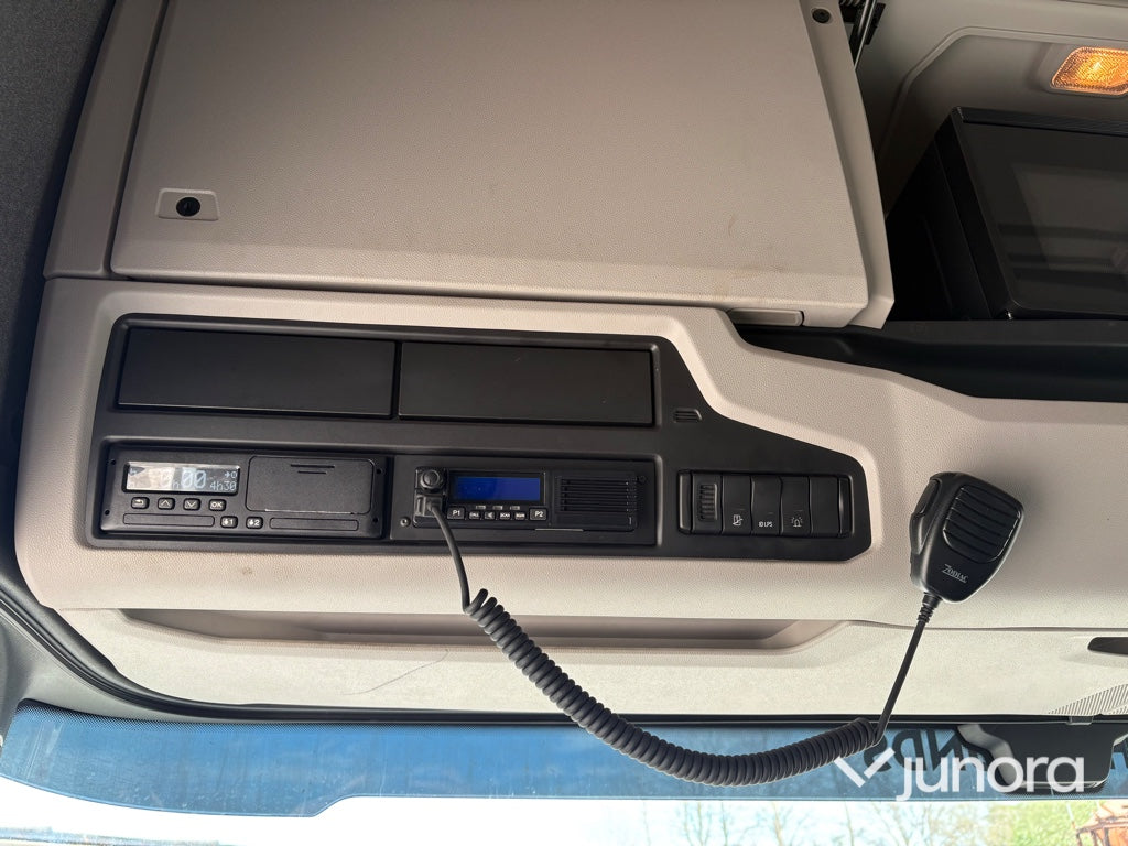 Timmerbil med kran - Scania, R660B6X4NB